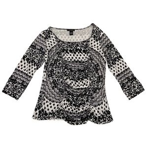 U-Knit B&W Casual Top‎